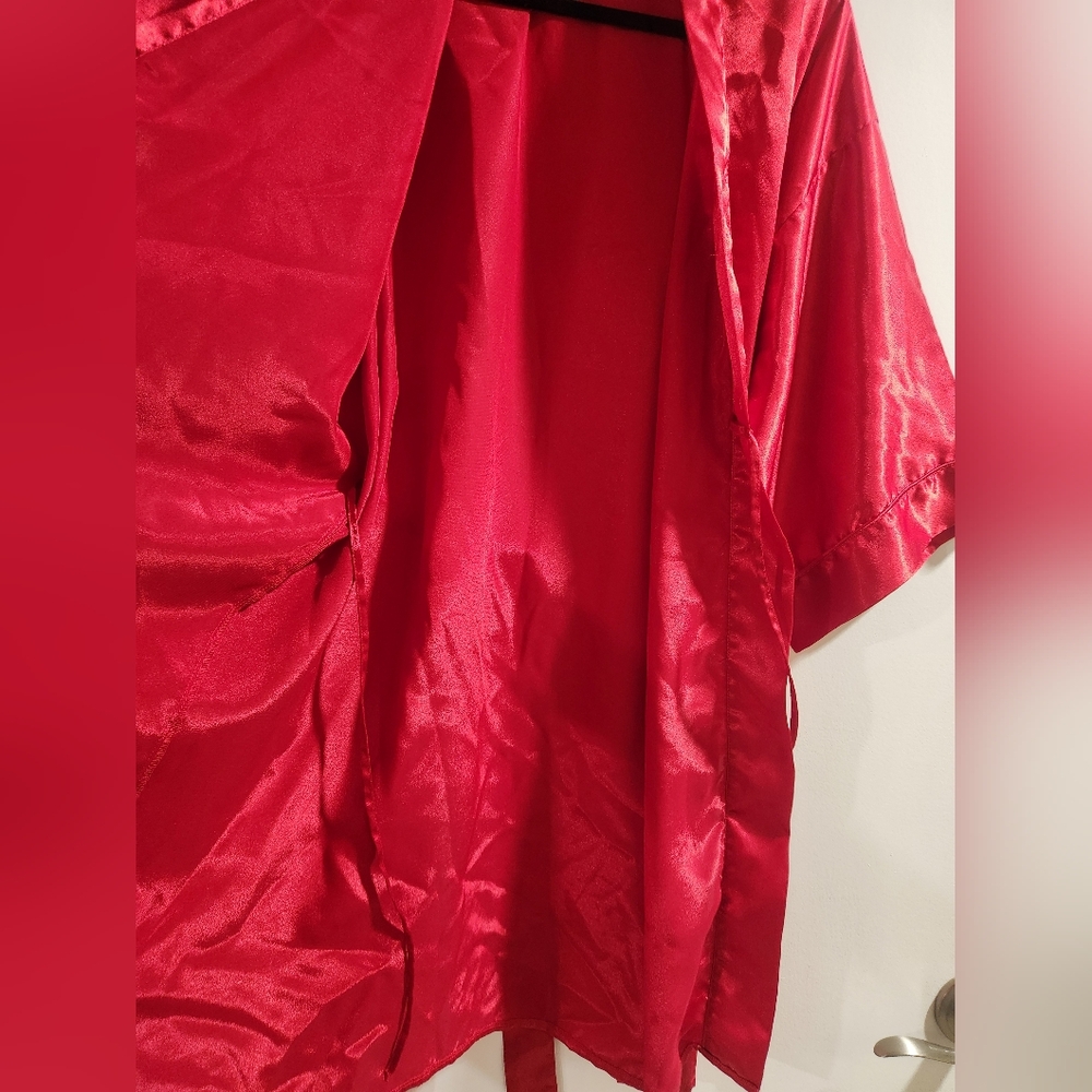 Red Satin Women's Robe - Picture 4 of 5
